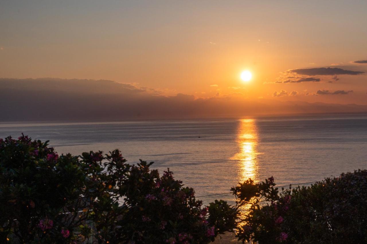 Luxury Taorum Villa With Spectacular Sea Views In 陶尔米纳 外观 照片
